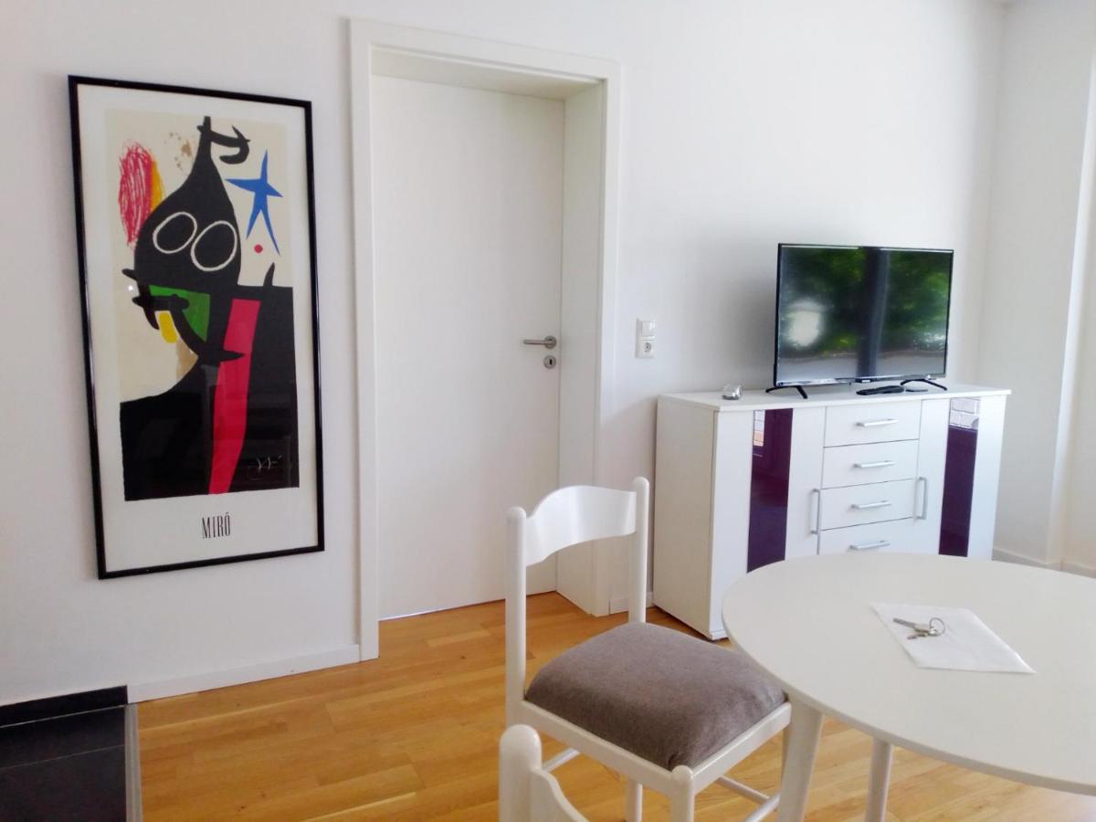 바트혼네프암라인 Zentrale Ruhige Lage Mit Parkplatz Und Terrasse 아파트 외부 사진